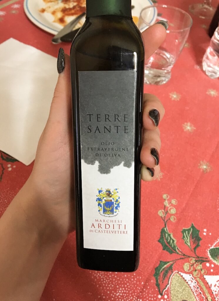 Olive-oil-Italian